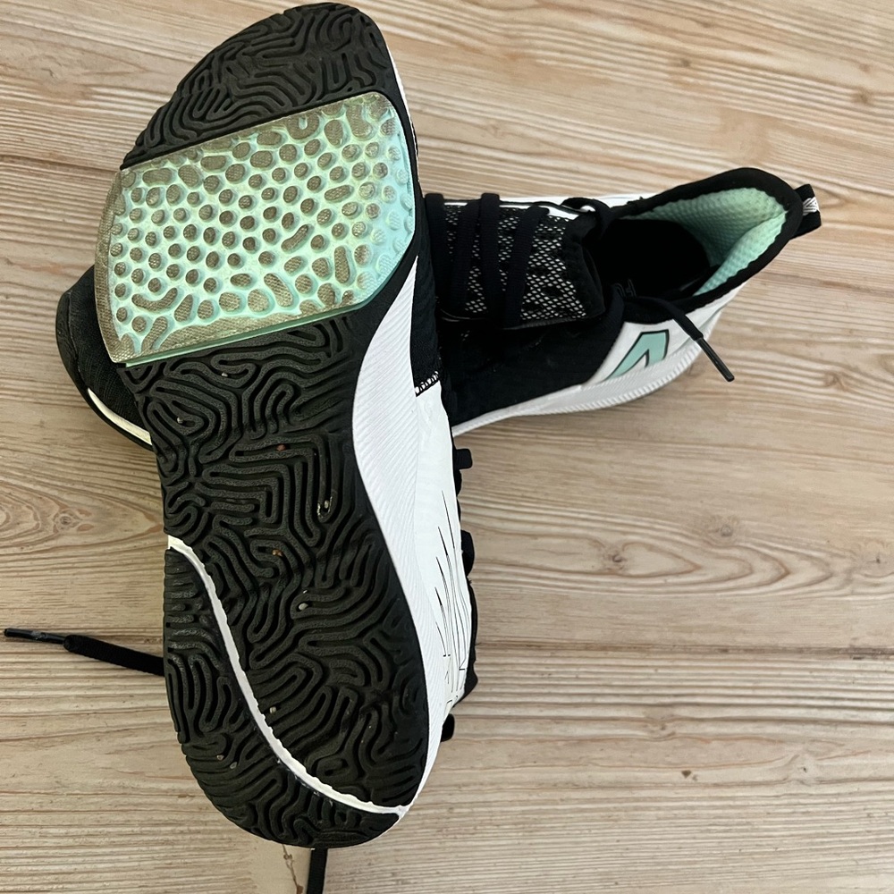 New Balance FuelCell Training Sneakers Black White Mint Women’s 8 - Picture 5 of 5